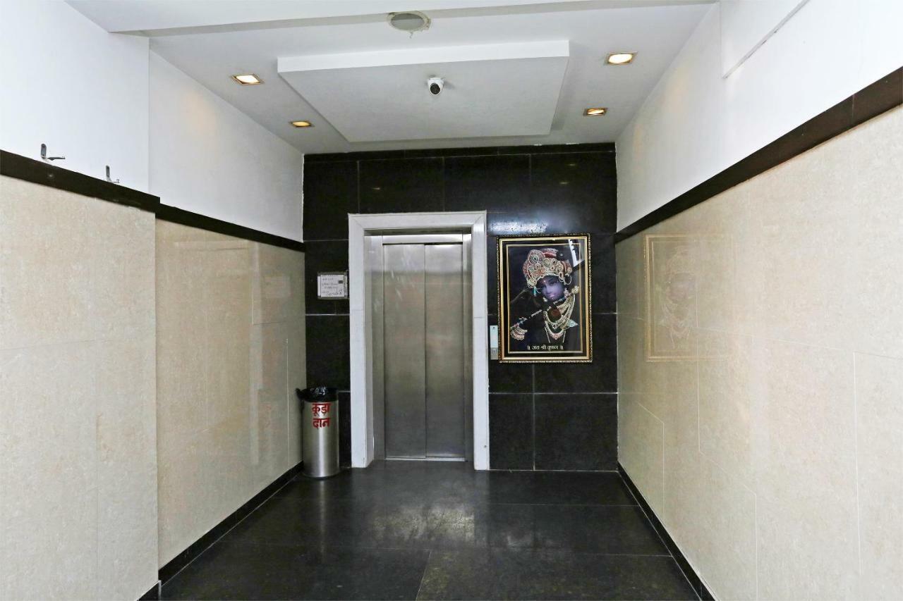 Oyo 13564 Near Prem Mandir Hotel Mathura Exterior photo